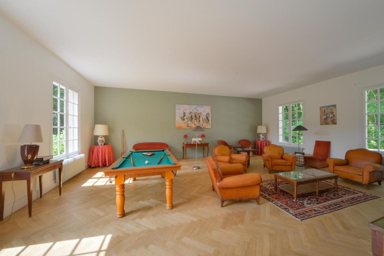 La Genetiere - Grande Maison Avec Etang En Sologne Mery-es-Bois Exterior foto